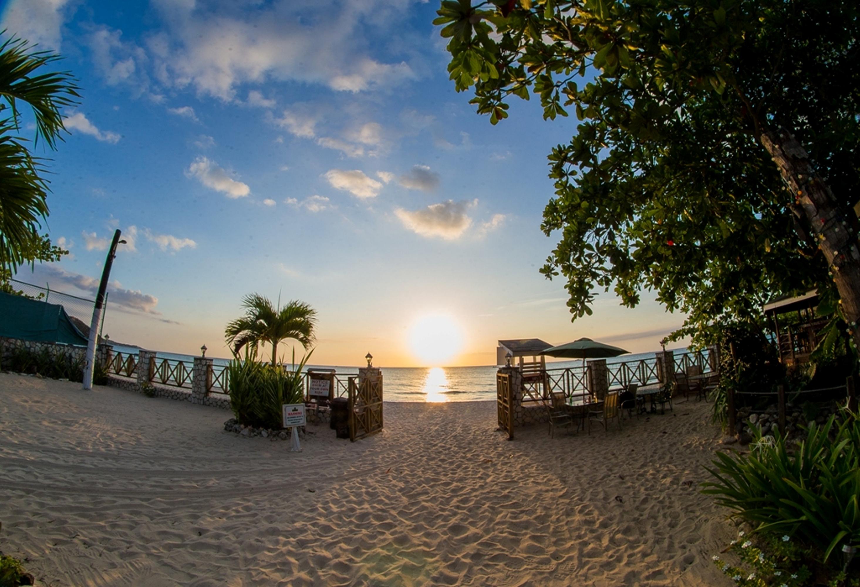 Rondel Village Negril Esterno foto